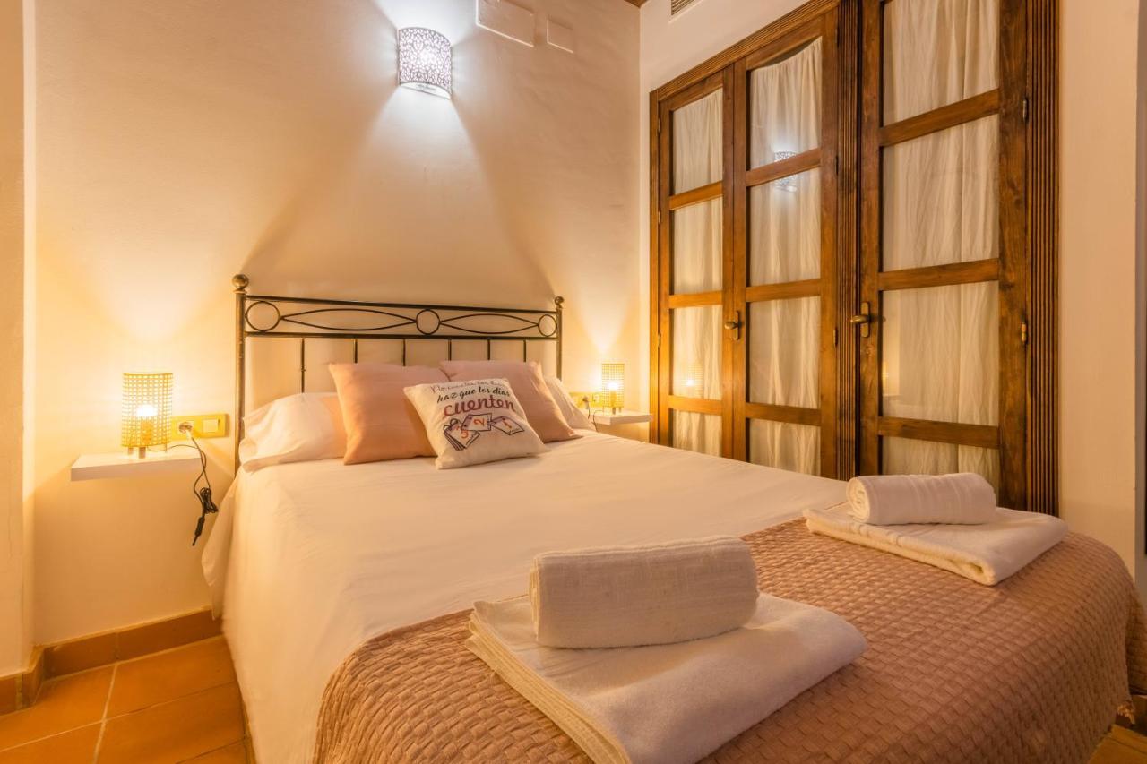 세비야 Macarena Muralla Encantada 아파트 외부 사진
